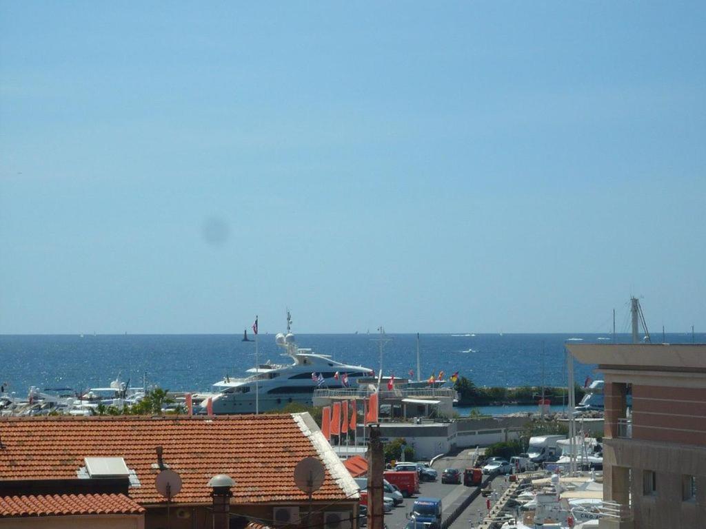Charmant 2P Vue Mer Face Au Port De Golfe Juan Exterior foto